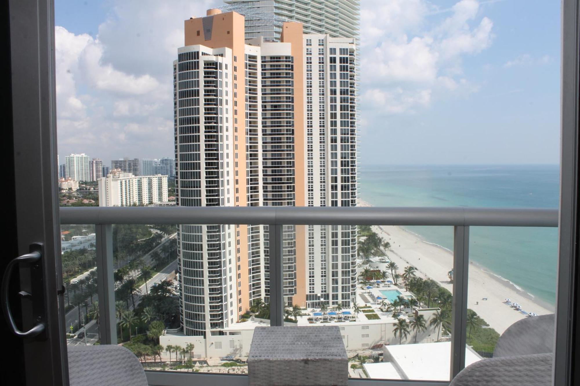 Marenas Beach Resort Sunny Isles Beach Eksteriør billede