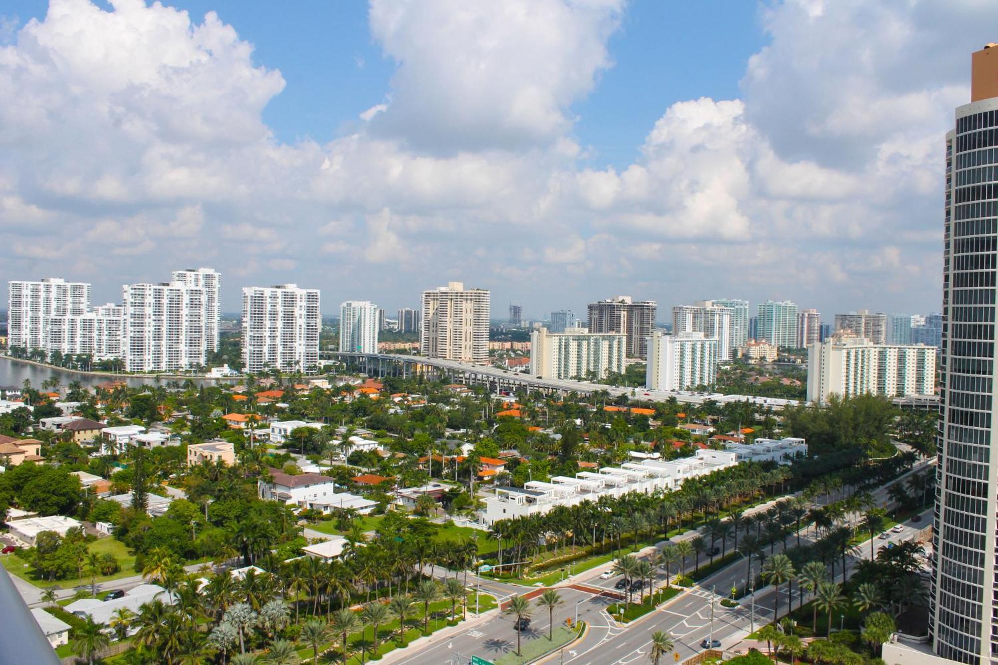 Marenas Beach Resort Sunny Isles Beach Eksteriør billede