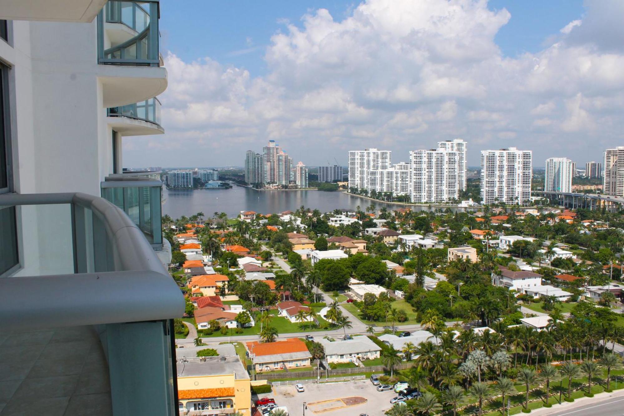 Marenas Beach Resort Sunny Isles Beach Eksteriør billede